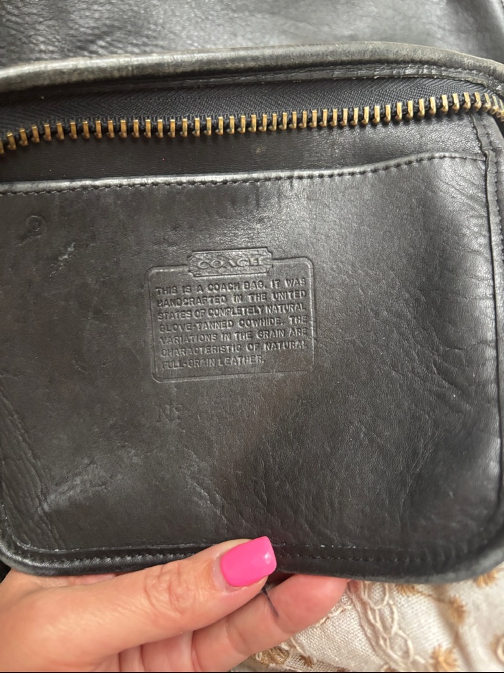 Coach Vintage Helen Berg’s Legacy Duffle Bag Black Glovetanned Leather - Picture 12 of 14